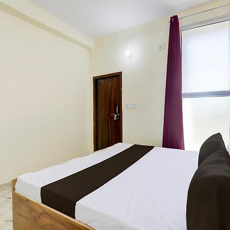 Hotel O Rn Chinhat Dış mekan fotoğraf