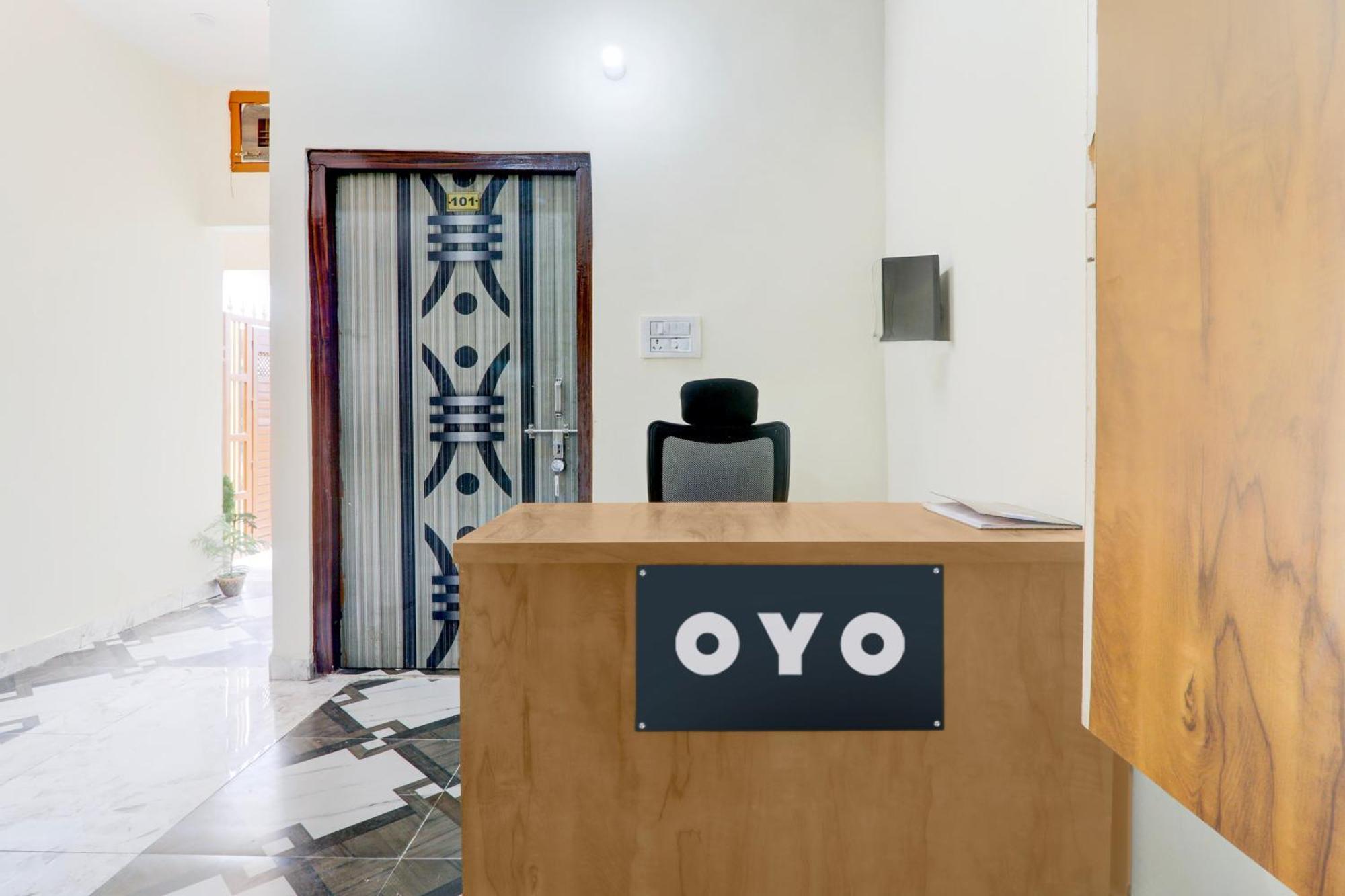 Hotel O Rn Chinhat Dış mekan fotoğraf